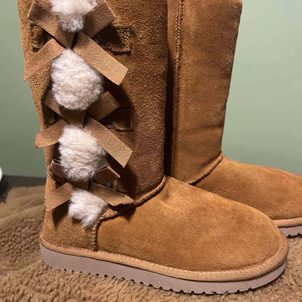 Koolaburra Tan Suede Boots with Cream Accents